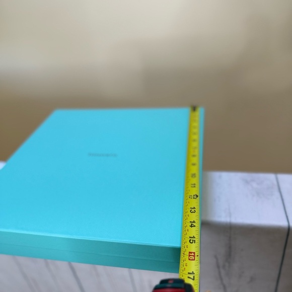Tiffany & Co. Blue Gift Box - Picture 3 of 8